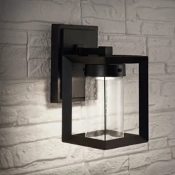 JONATHAN Y Nate 6.75" Outdoor Modern Cube Bubble Glass/Metal Integrated LED Sconce, Black 10 JONATHAN Y Nate 6.75" Outdoor Modern Cube Bubble Glass/Metal Integrated LED Sconce, Black -Ceiling Lighting Shop 04c1c4e0037e5eed 6570 w800 h800 b0 p0