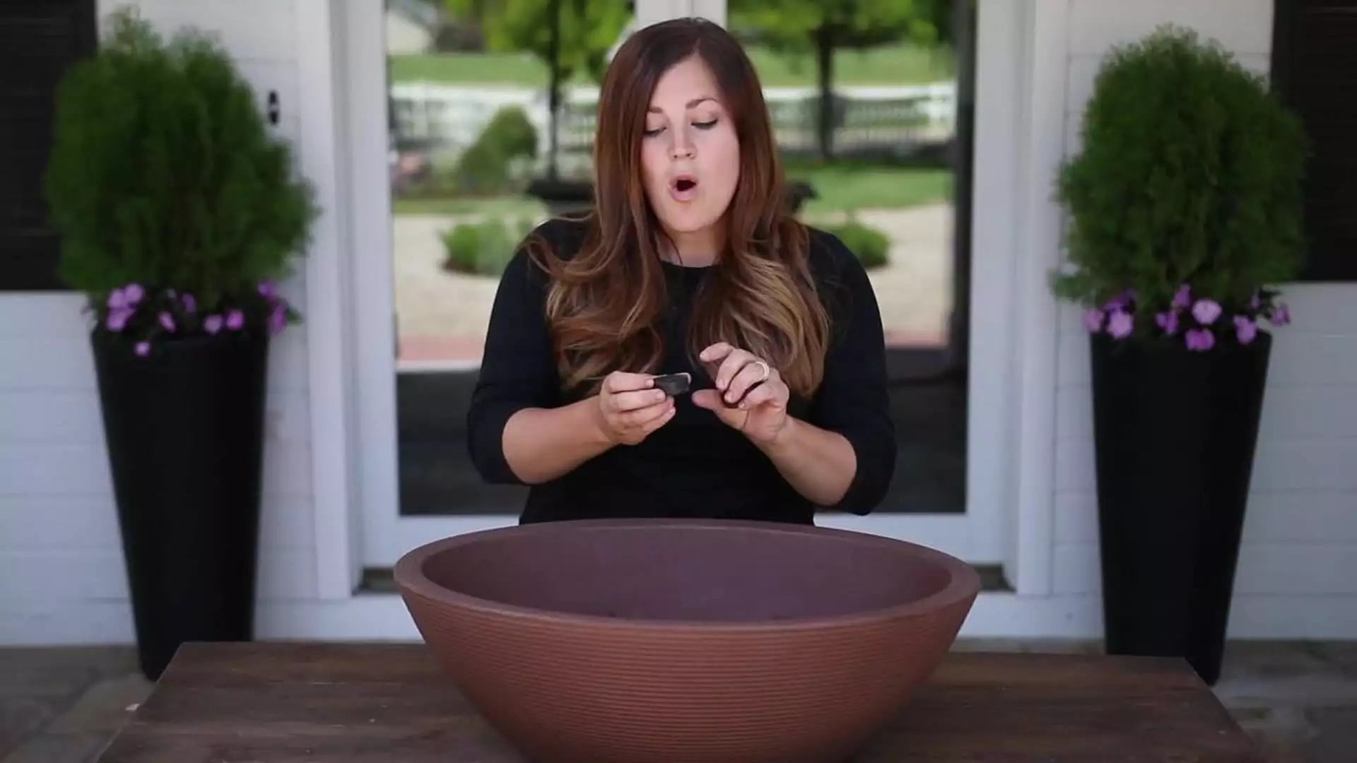 Crescent Garden Orinoco Bowl, Old Bronze 2 Crescent Garden Orinoco Bowl, Old Bronze - Image 2