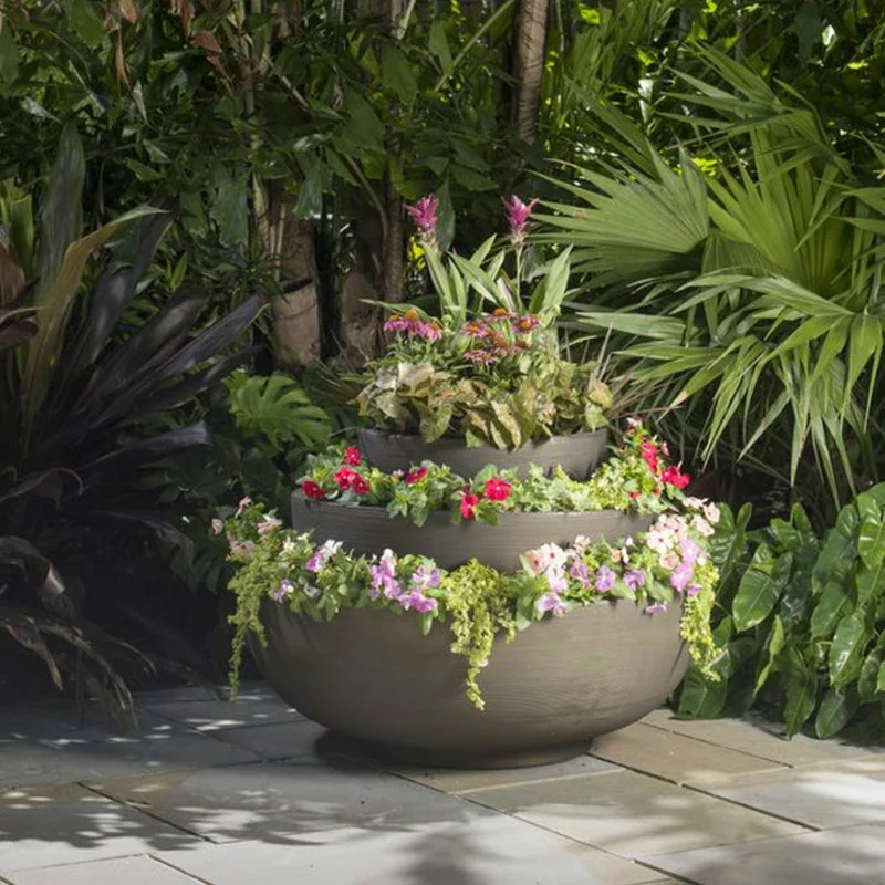 Crescent Garden Orinoco Bowl, Old Bronze 6 Crescent Garden Orinoco Bowl, Old Bronze - Image 6