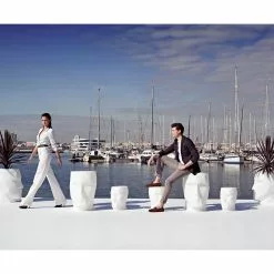 Vondom Adan Planter, 26.75"x19.25"x27.5" -Ceiling Lighting Shop 3cd194fc08bee848 0660 w800 h800 b0 p0